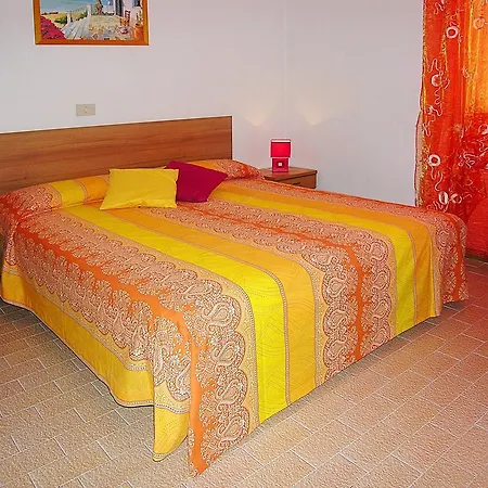 Rina Daire Bibione